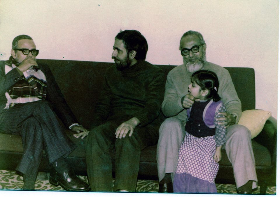 Seated with two of his brothers, Dr Ghulam Muazzam (far left) and Dr Mahdi Uzzaman (Centre), and his niece.